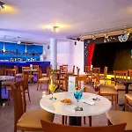 Sholeo Gigantes (adults Only) 3*