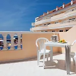 Sholeo Gigantes (adults Only) 3*