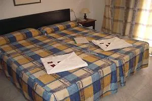 Sholeo Gigantes (adults Only)