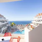 Sholeo Gigantes (adults Only) 3*