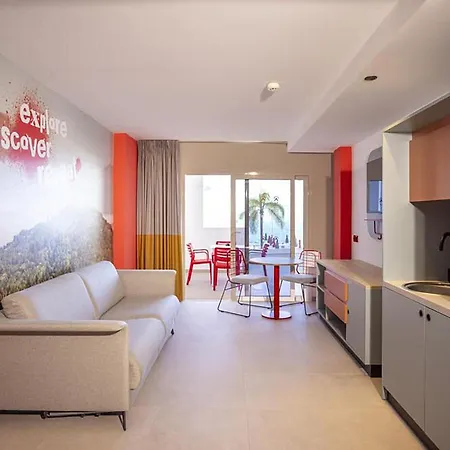 Sholeo Gigantes (adults Only) 3*