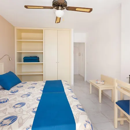 Sholeo Gigantes (adults Only) 3*