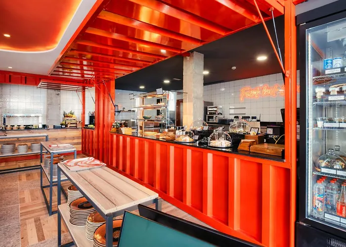 Sholeo Gigantes (adults Only) 3*