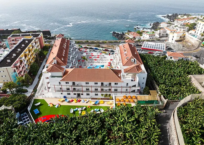 Sholeo Gigantes (adults Only) 3*