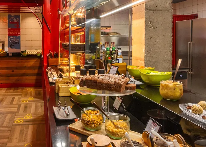 Sholeo Gigantes (adults Only) 3*