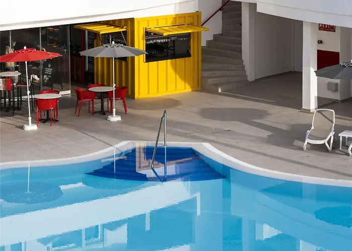 Hotel Sholeo Gigantes (adults Only) 3*